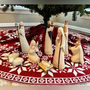 Handcrafted Nativity Scene Set - 10 pieces